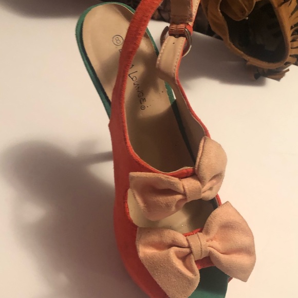 heels - Picture 3 of 5